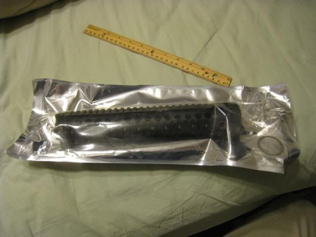 http://i8.photobucket.com/albums/a1/aznriptide859/Airsoft/Custom%20M4%20Larue%20MBR/IMG_0323.jpg