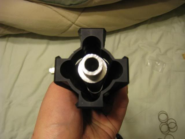 http://i8.photobucket.com/albums/a1/aznriptide859/Airsoft/Custom%20M4%20Larue%20MBR/IMG_0349.jpg