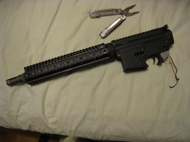 http://i8.photobucket.com/albums/a1/aznriptide859/Airsoft/Custom%20M4%20Larue%20MBR/IMG_0350.jpg