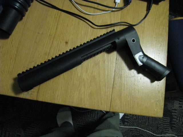 http://i8.photobucket.com/albums/a1/aznriptide859/Airsoft/KAC%20M203%20Standalone%20Launcher/IMG_9457.jpg