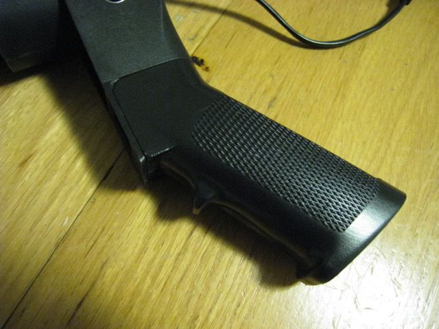 http://i8.photobucket.com/albums/a1/aznriptide859/Airsoft/KAC%20M203%20Standalone%20Launcher/IMG_9462.jpg