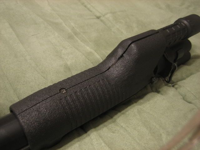http://i8.photobucket.com/albums/a1/aznriptide859/Airsoft/TM%20M3%20Super%2090%20Disassembly%20Pics/IMG_3982.jpg