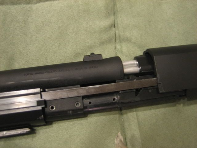 http://i8.photobucket.com/albums/a1/aznriptide859/Airsoft/TM%20M3%20Super%2090%20Disassembly%20Pics/IMG_3995.jpg
