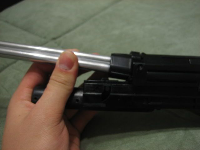 http://i8.photobucket.com/albums/a1/aznriptide859/Airsoft/TM%20M3%20Super%2090%20Disassembly%20Pics/IMG_4014.jpg