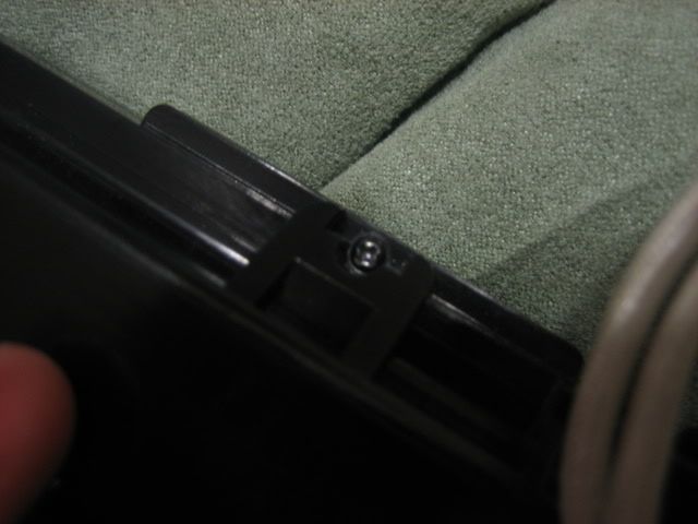 http://i8.photobucket.com/albums/a1/aznriptide859/Airsoft/TM%20M3%20Super%2090%20Disassembly%20Pics/IMG_4016.jpg
