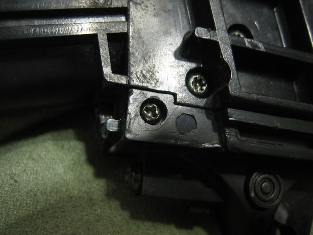 http://i8.photobucket.com/albums/a1/aznriptide859/Airsoft/TM%20M3%20Super%2090%20Disassembly%20Pics/IMG_4018.jpg