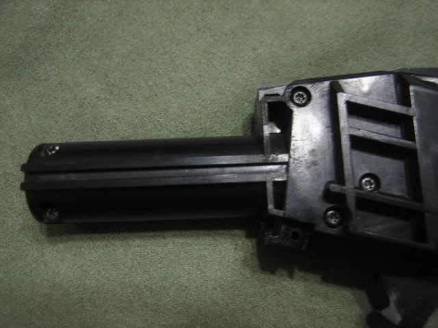 http://i8.photobucket.com/albums/a1/aznriptide859/Airsoft/TM%20M3%20Super%2090%20Disassembly%20Pics/IMG_4020.jpg