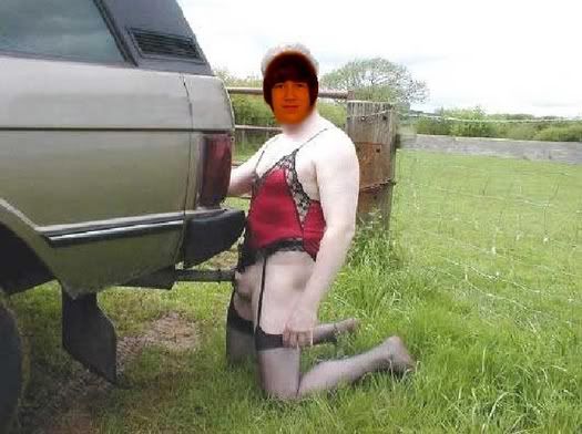 Image hotlink - 'http://i8.photobucket.com/albums/a10/scott_devoe2000/idiot.jpg'