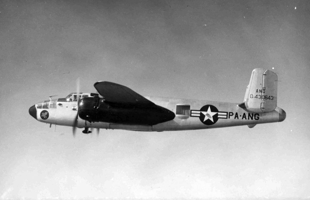 TB-25K_Pennsylvania_ANG_in_flight_1950s.jpg