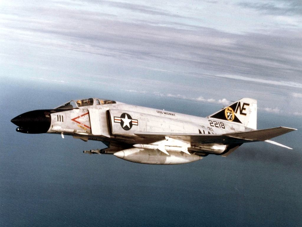 F-4B_Phantom_of_VF-21_over_Vietnam_1965_zpsigqpqjq6.jpg