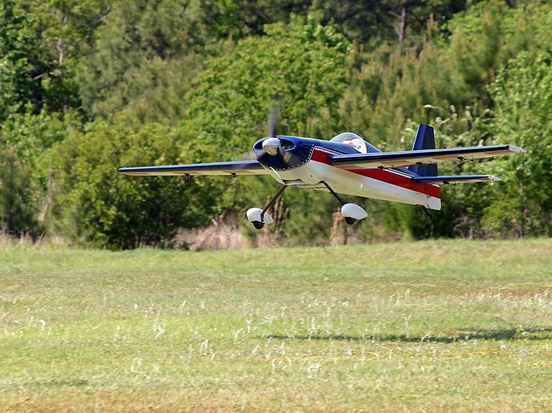 IMAGE: http://i8.photobucket.com/albums/a14/jonstickles/Extra%20260/IMG_2397_M_8x6.jpg