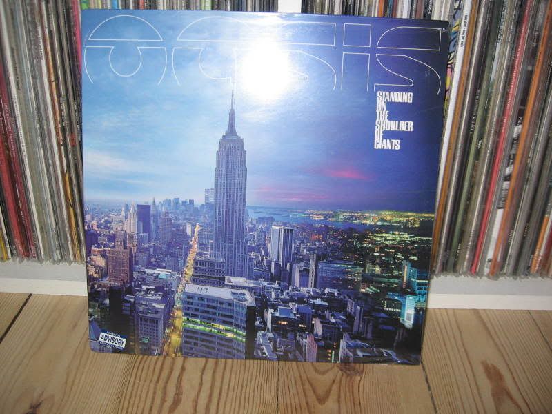 oasis - Standing On The Sholder Of Giants