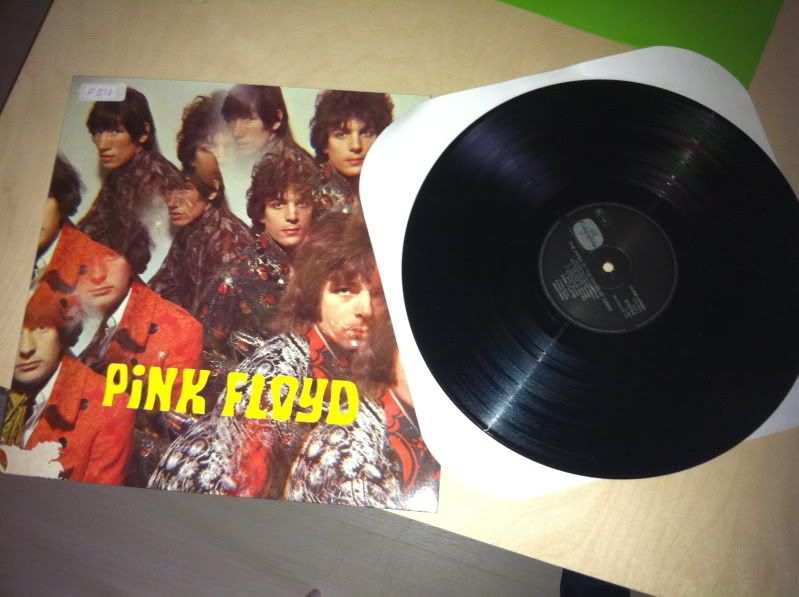 pink floyd - Piper Of The Gates Of Dawn