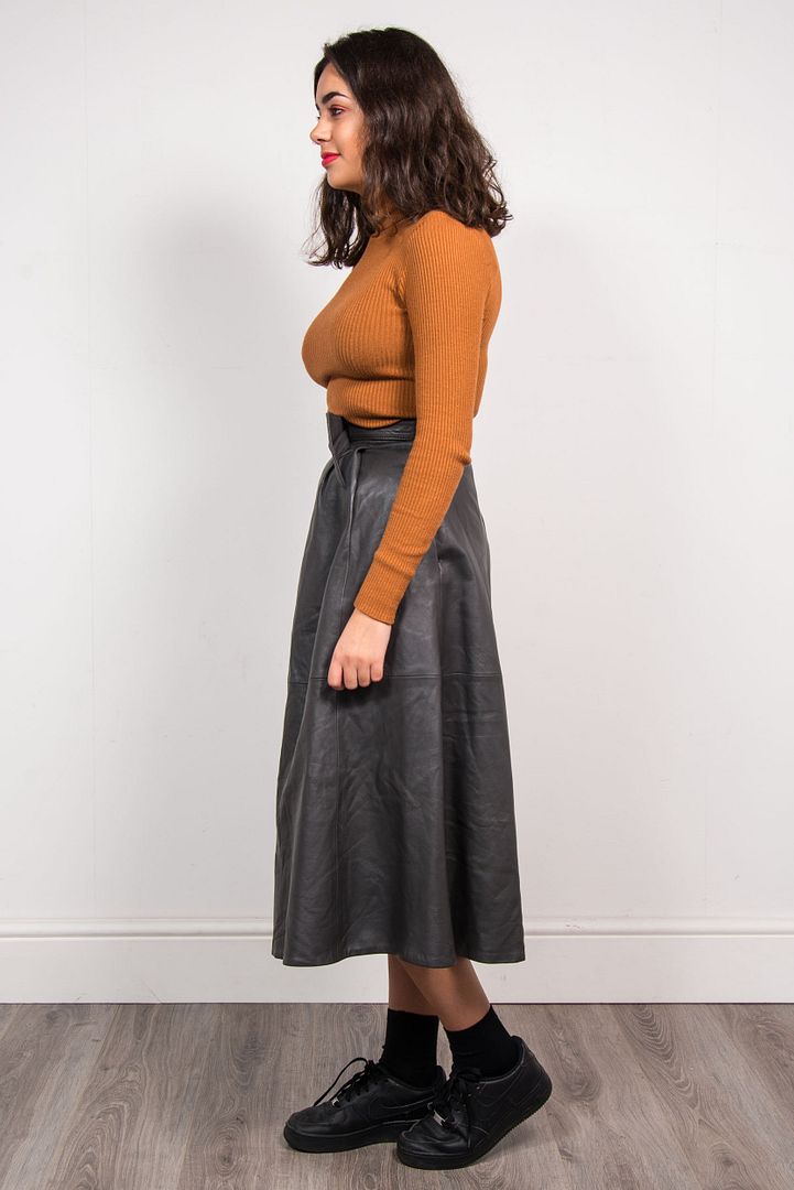 WOMENS VINTAGE 80'S GREY HIGH WAIST FLIPPY FULL LEATHER SKIRT MIDI LENGTH 6 eBay