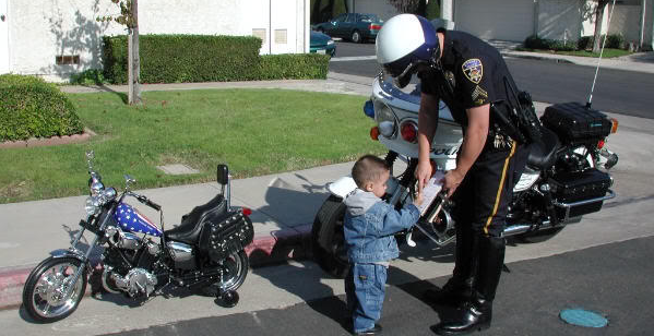 motorcycle-police-stop.png