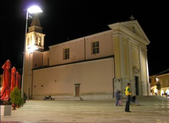 Image hosted by Photobucket.com