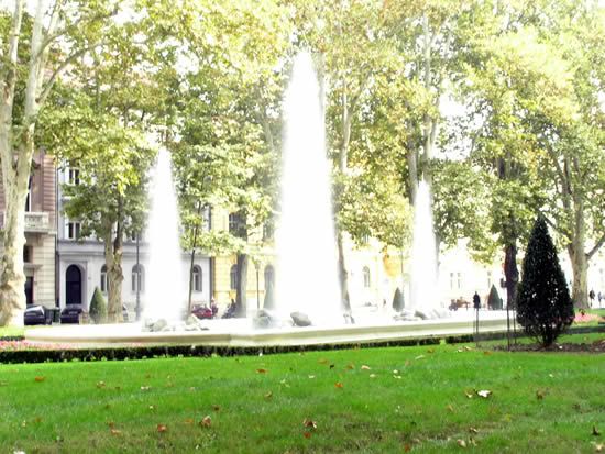 Image hosted by Photobucket.com