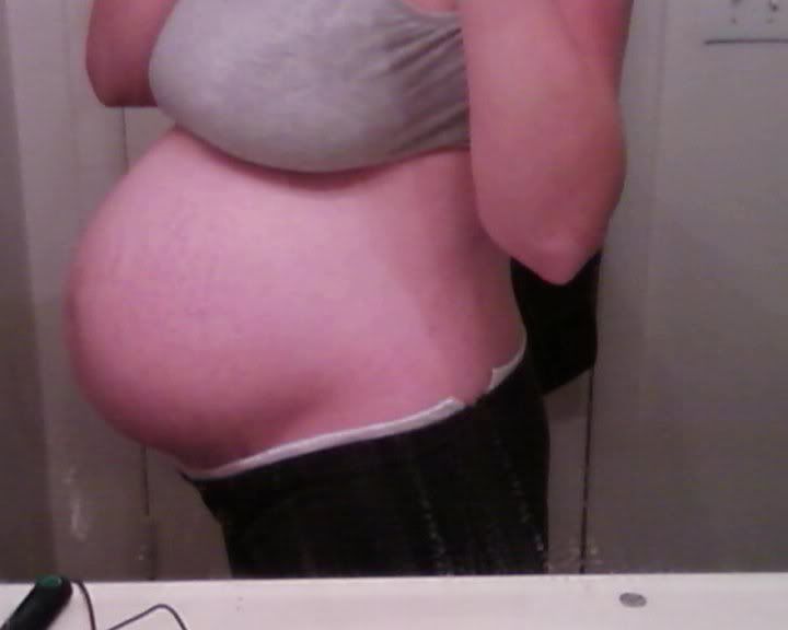 36 weeks pregnant. 36 Weeks Pregnant.