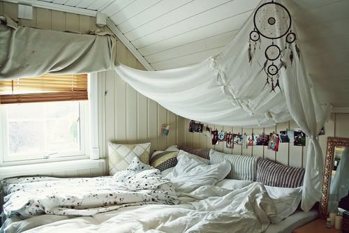 white canopy bed