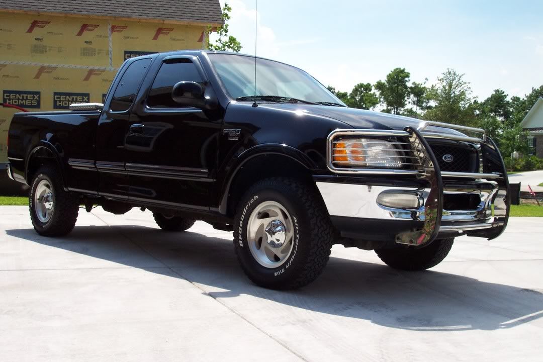 truckfront2.jpg