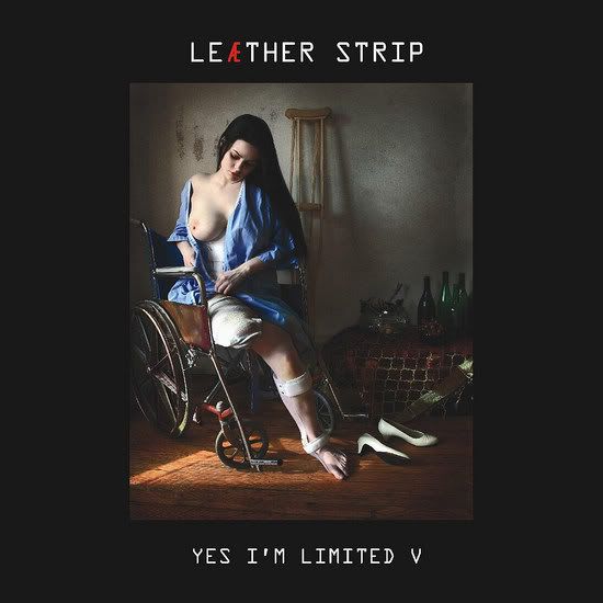  LEAETHER STRIP - Yes I'm limited V  2CD (2009)