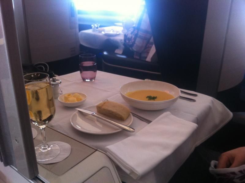 First class - British Airways (Москва-Лондон-Москва).