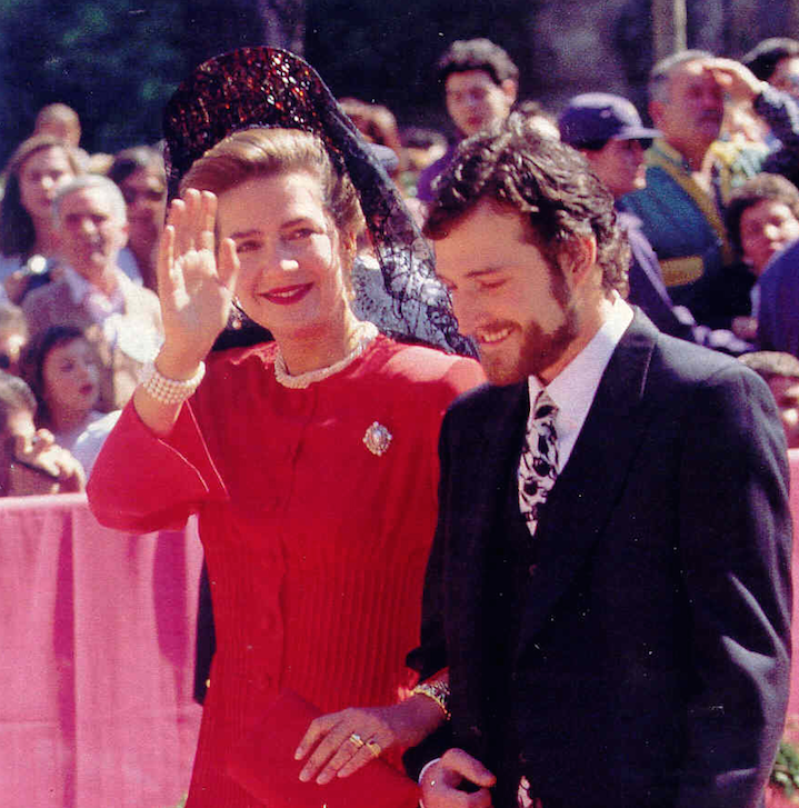  photo 2 - CHRISTINA PRCSS - WEDDING - 19950318 - ELENA JAIME DE MARICHALAR - DK LOGO - 2_zpsztcoyg9r.png
