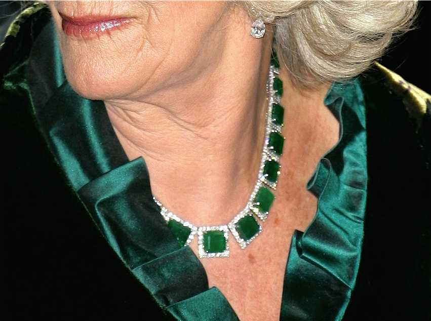  photo EMERALD-NECKLACE_zps991a4205.png