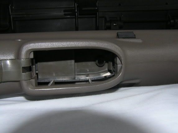 http://i8.photobucket.com/albums/a4/blacksmith5/airsoft/augmagwell.jpg