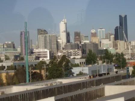 http://i8.photobucket.com/albums/a40/dadpad/spamalottrip005A.jpg