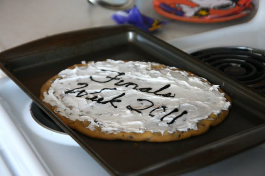 IMAGE: http://i8.photobucket.com/albums/a46/HLxDrummer/IMG_8956.jpg