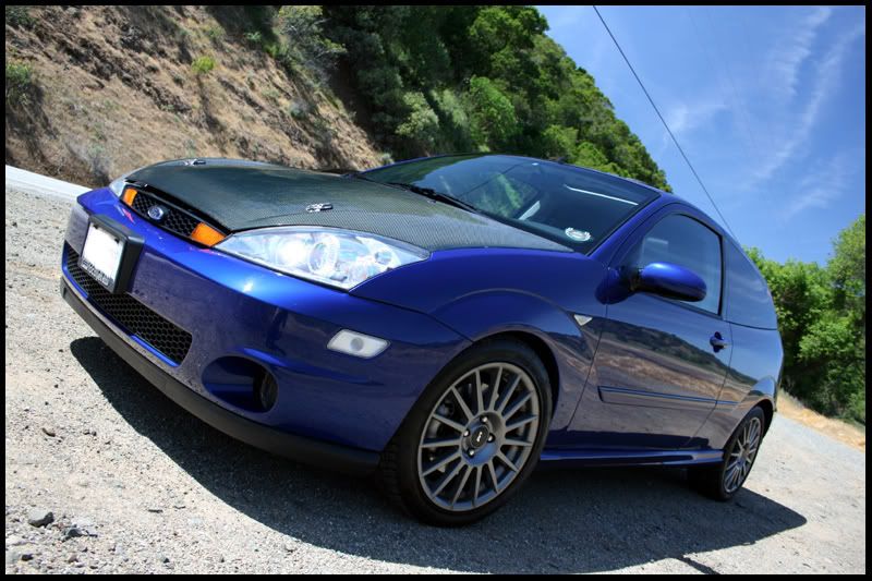 IMAGE: http://i8.photobucket.com/albums/a46/smurfsvt/Lee%20and%20Emily%20photoshoot/Couplesshoot011small.jpg