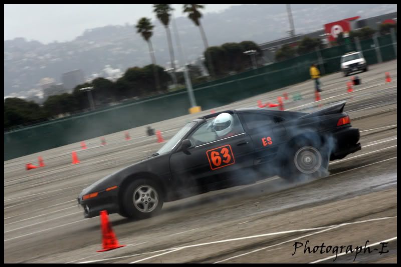 IMAGE: http://i8.photobucket.com/albums/a46/smurfsvt/autox%202%2025/Autocross520small.jpg