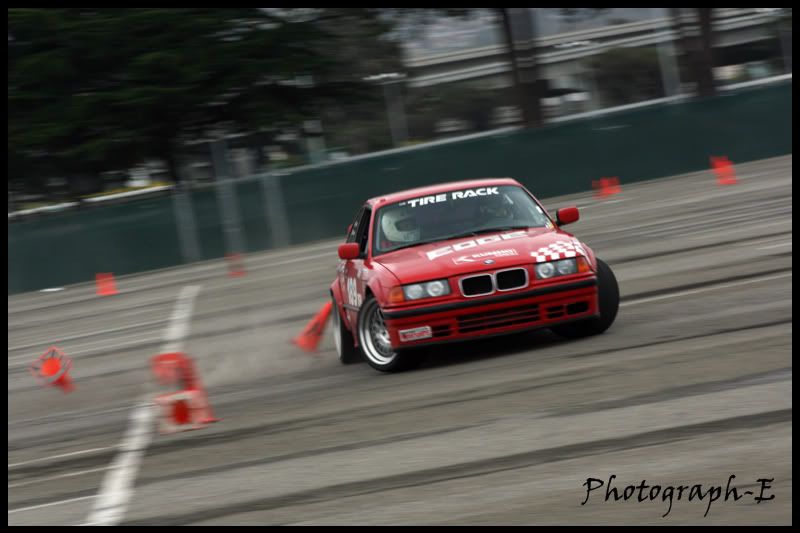 IMAGE: http://i8.photobucket.com/albums/a46/smurfsvt/autox%202%2025/Autocross614small.jpg