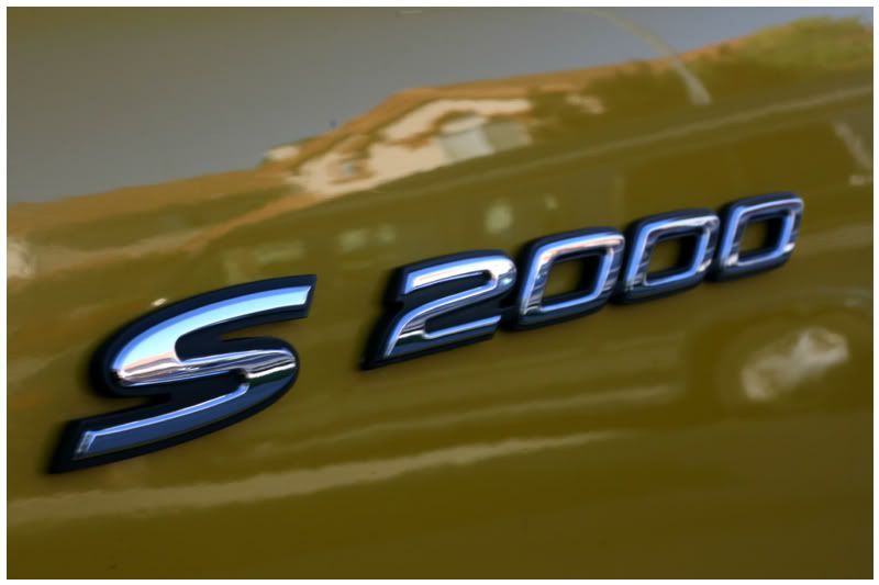 IMAGE: http://i8.photobucket.com/albums/a46/smurfsvt/banana/IMG_8777small.jpg