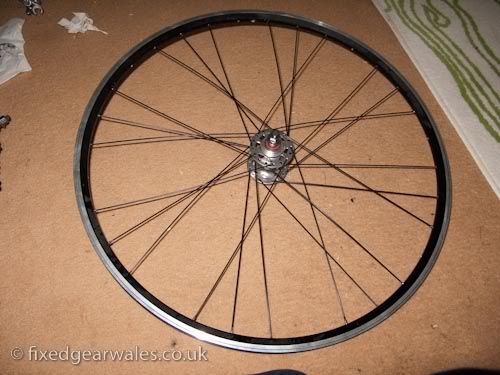 fixed gear fixie wheel build