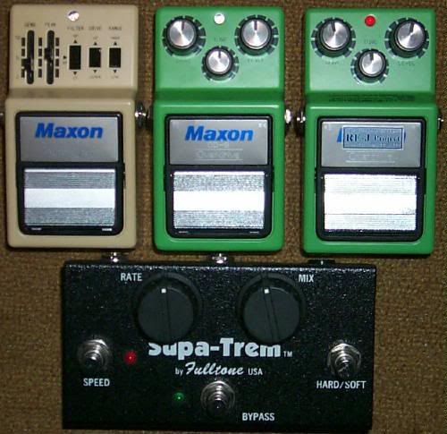 Analogman Ibanez TS-9/TS-808 Silver Mod vs Analogman Maxon Analogman Ibanez TS-9/TS-808 Silver Mod vs Analogman Maxon