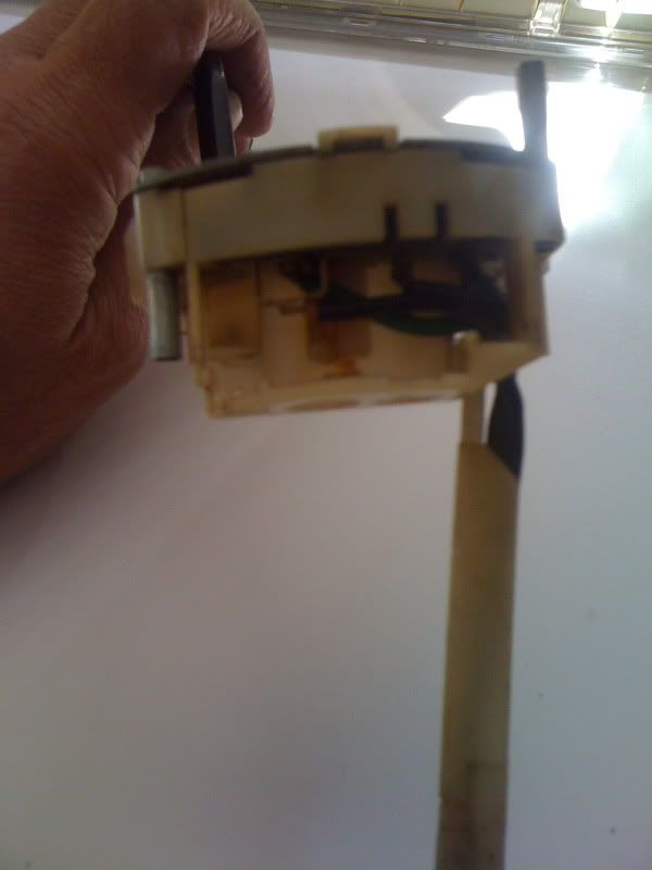 Image may have been reduced in size. Click image to view fullscreen.