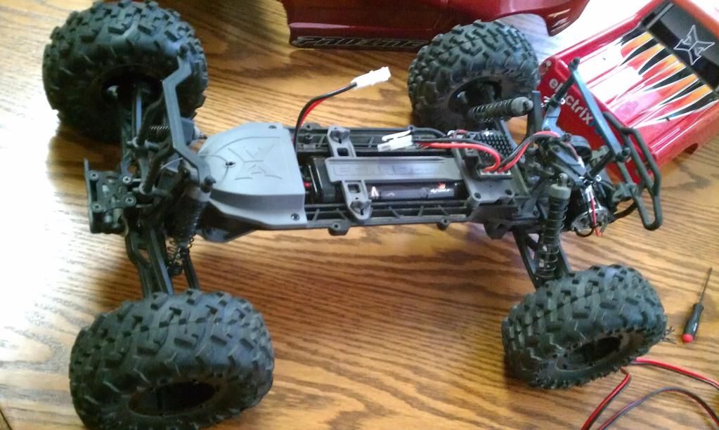 ECX Ruckus converted to a SCT! - RCShortCourse