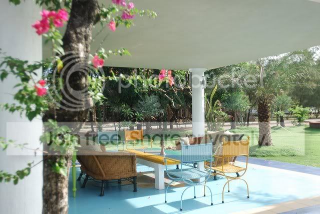 VILLA DANIALLA BEACH RESORT, TOK BALI, KELANTAN, Escape to ...