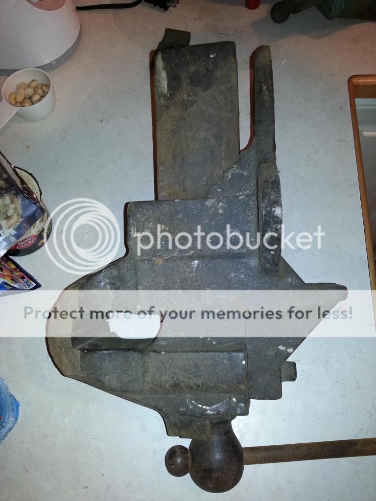 Big old vise identification