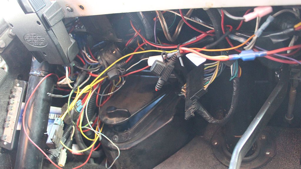 the coal burner bronco page 2 classicbroncos com forumseverywhere i looked there was more and more wires the old harness was good but the ron francis wiring harness let me route the wires where i wanted and it